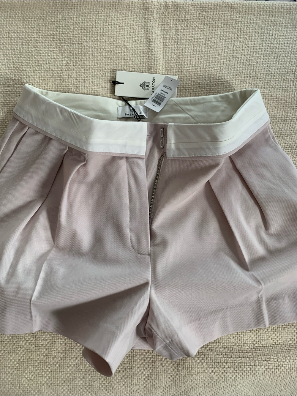 BABATON shorts